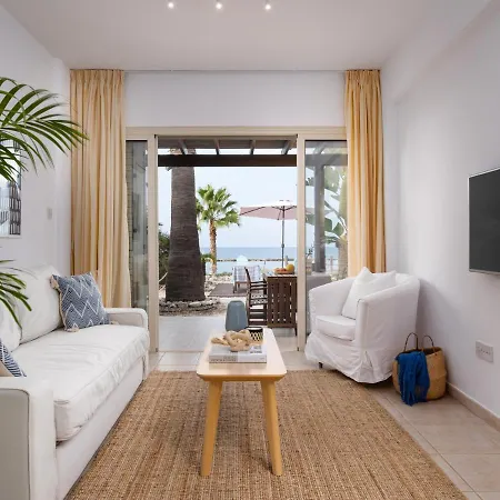 Kyma I - Beachfront At Latsi Ferienhaus *