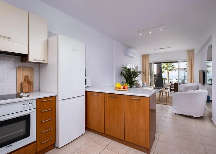 別荘 Kyma I - Beachfront At Latsi *